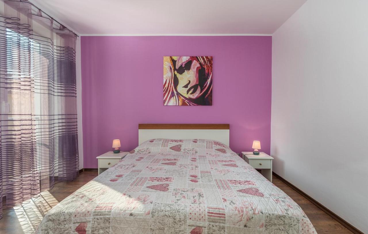 Apartment Marino Porec Bagian luar foto